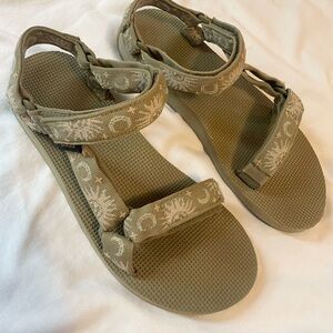 SOLD-Teva Sun & Moon Sandals